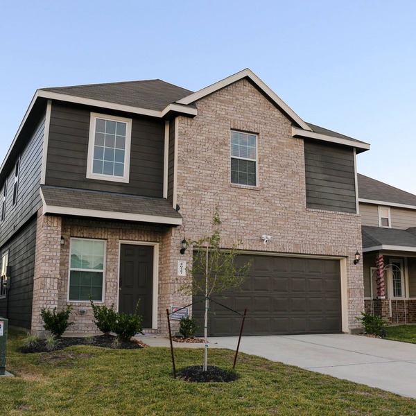 Fly-In Convenience: Cozy Home minutes from IAH