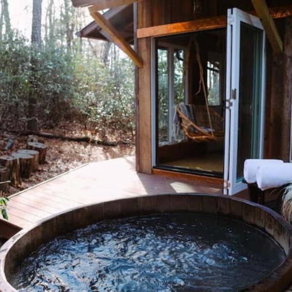 Forest Bathhouse – Sauna + Soak Tub + Luxury