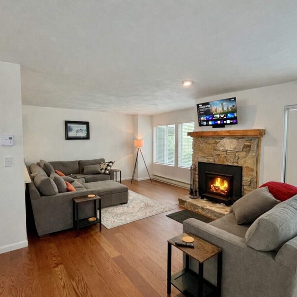 Forest Views | Pool Access & Fireplace