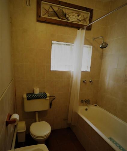 Fountain Baths Guest Cottages