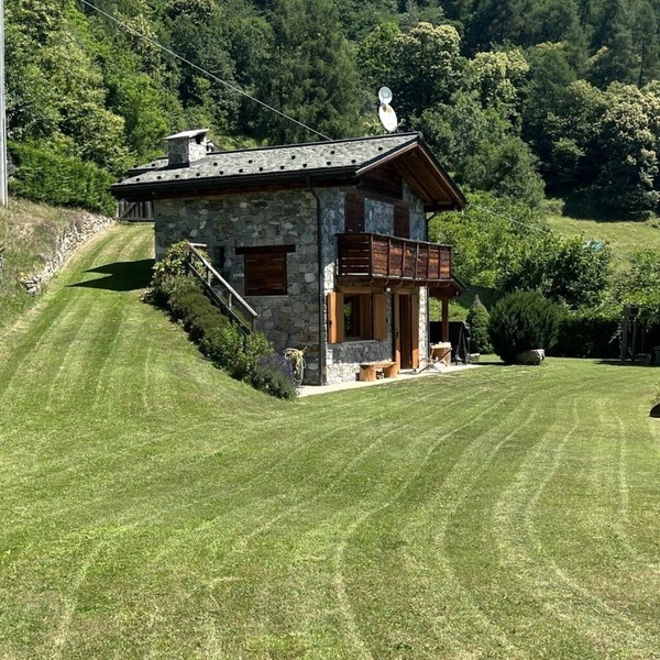 Fox Oasis. Mountain chalet in the heart of Valtellina