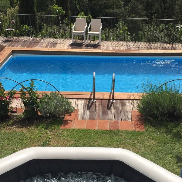 Francesca 3 Extra Suite pool and whirlpool