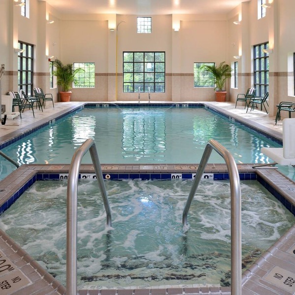 Free Breakfast. Indoor Pool & Hot Tub. Close to the Virginia Beach business district!