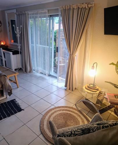 Freyja's Place - Private cottage sleeps 2 perfect for work or play