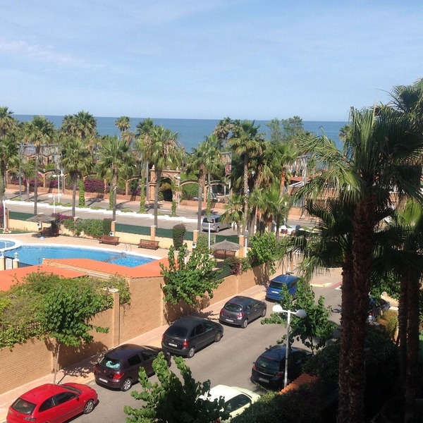Front line Marina Dor, in front of the Gardens