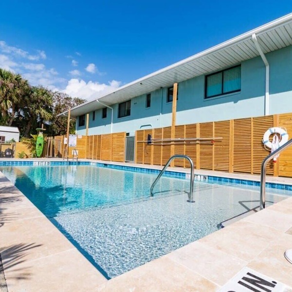 Full complex, 8 Separate 2 bedroom 1 bath units