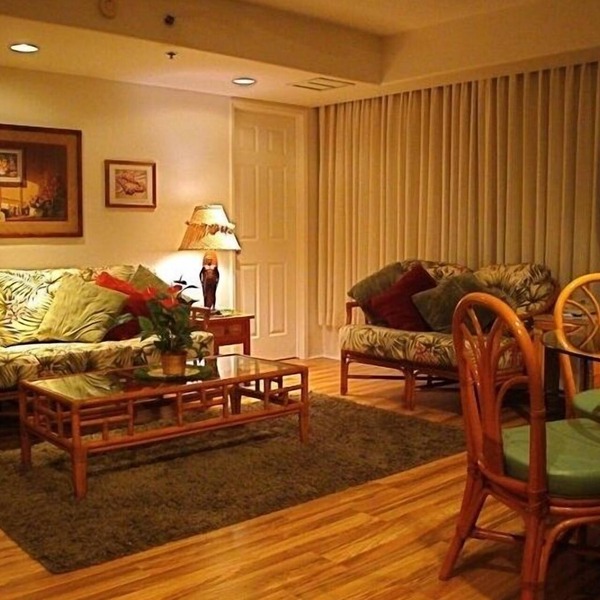 Full Ocean View - Steps to the Beach! Free Parking and Wi-Fi
