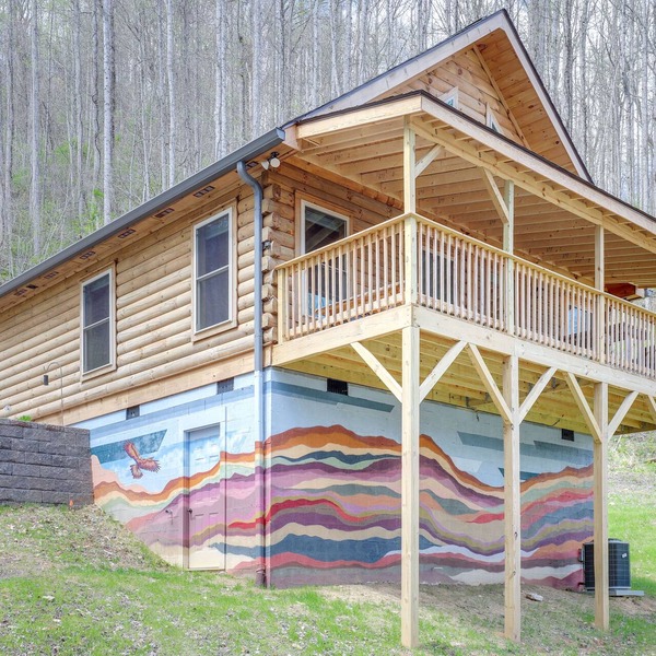 Furnished Deck & Fire Pit: Serene Marshall Cabin!