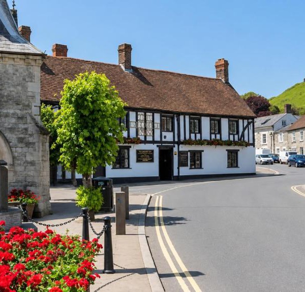 George Inn, Mere
