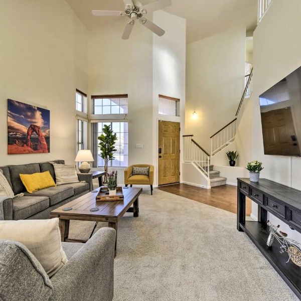 Gilbert Home with Pool Less Than 1 Mi to Town Square!