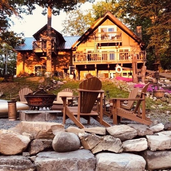 Glamorous lake house on a mountain lake in upstate New York (max of 8 guests)
