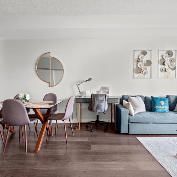 GLOBALSTAY Modern 1BD+Den Condo w/Balcony Lillian St