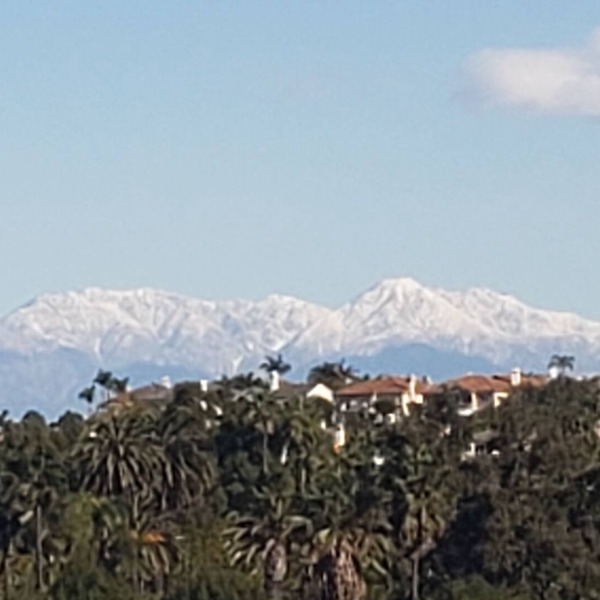 Golf course views, top location in Villa Point