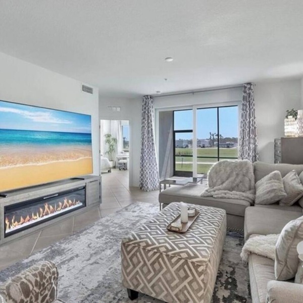 Golf-&-Designer Escape at Webbs Reserve, Babcock Ranch – Stylish Condo Living