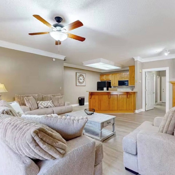 Golfside LARGE 2BR/2BA
