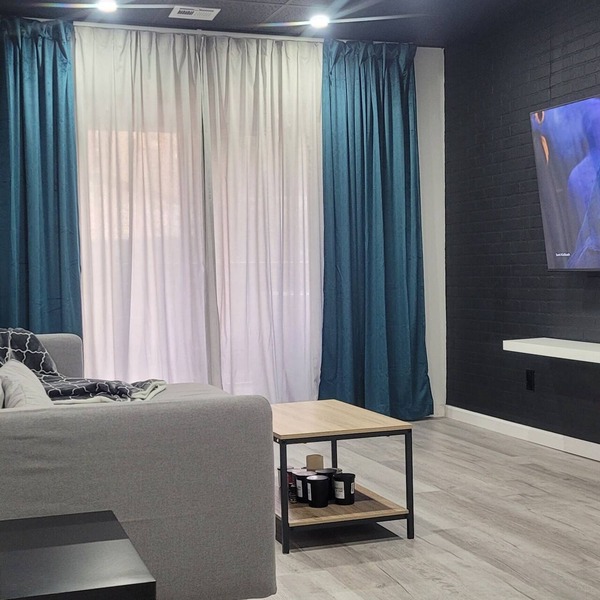 Gorgeous 1-bedroom condo in friendly Hackensack near Metlife Stadium