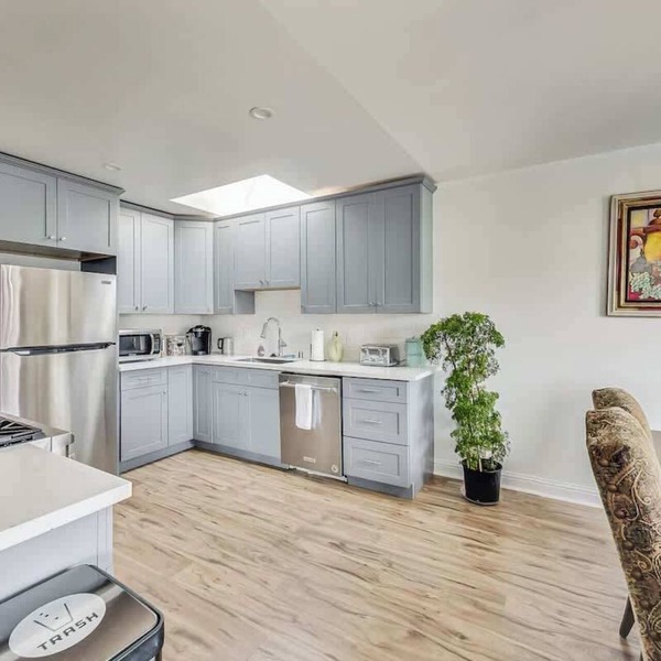 Gorgeous 3br/1ba home near Ocean Beach