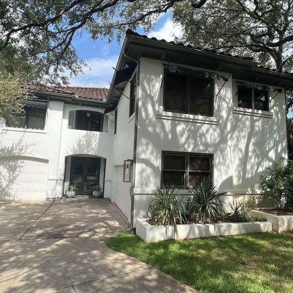Gorgeous 4-bedroom home in Westlake, Eanes school district.