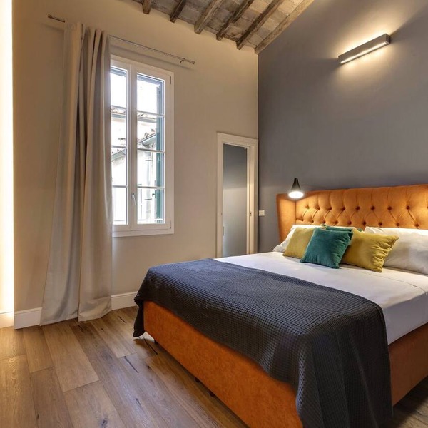 Gorgeous apartment with city views! Up to 8!