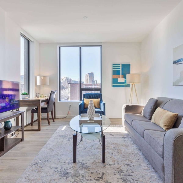 Gorgeous Apt with Kitchen and Gym