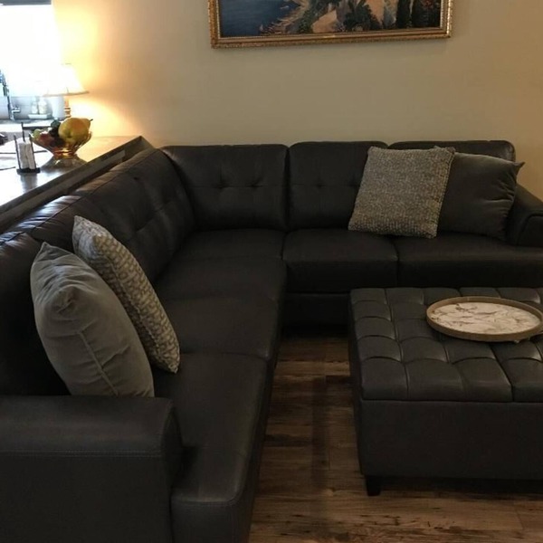 Gorgeous, First Class, 2 King apartment in downtown Windham