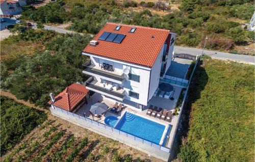 Gorgeous Home In Stobrec With Sauna