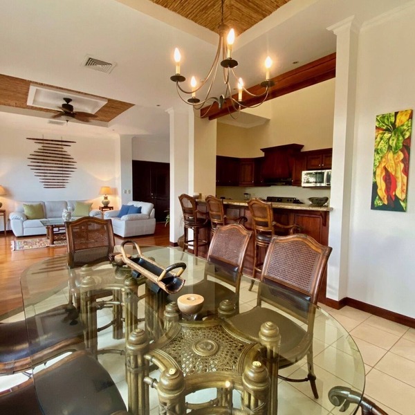 Gorgeous Resort Style Luxury Accommodation in Esterillos Este