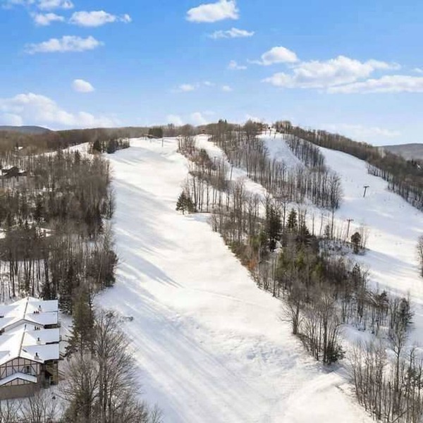 Gorgeous Winter Retreat I Alpen Villas at Powderhorn Mountain