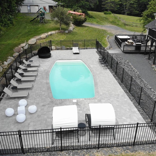 Grand 9BR scale Pool House with hidden room