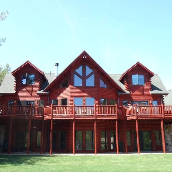 Grand Meadows Lodge, Ultimate Log Luxury, Stunning Views, Hot Tub & Sauna, EV Charger, 3D Tour