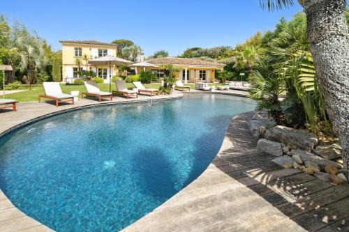 Grande Villa St-Tropez avec Piscine Chauffée