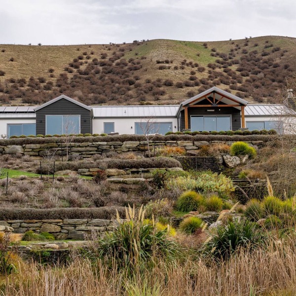 Grandview Lodge – Lowburn Holiday Home