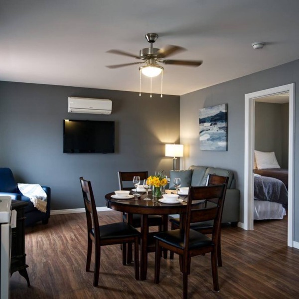 Great Blue Resort : Golden Beach Resort Kawarthas - 2 BedroomCondo