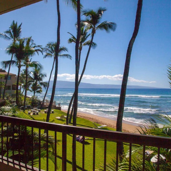 Great Rates! Intimate Ocean/Beach Condo, Couple's Paradise!