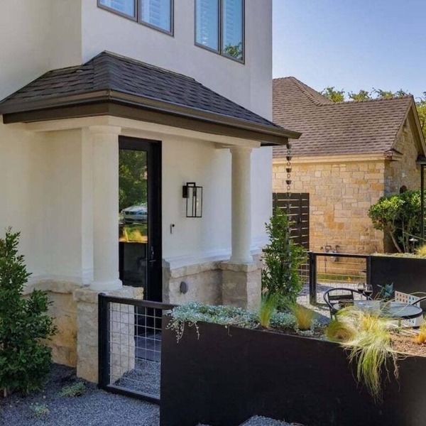 💎Great West Lake Location | Pet Friendly | Private Patio | The Gem💎