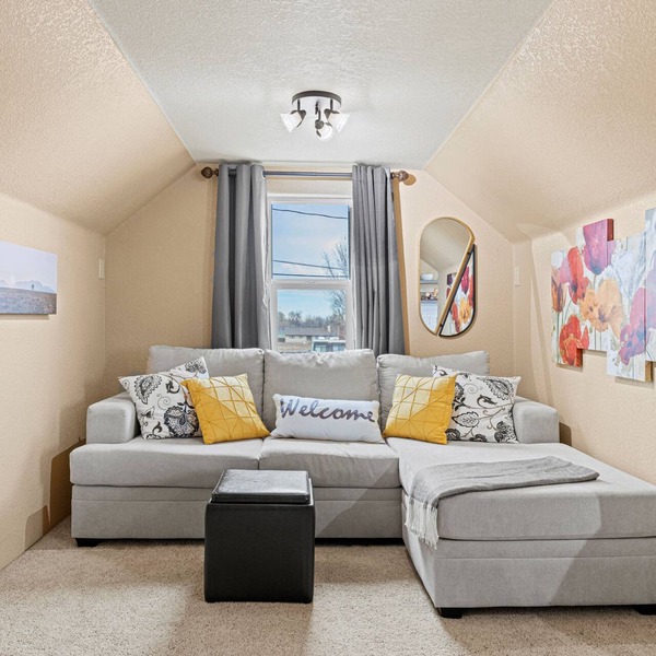 Greener Pastures Getaway - Downtown Frederick - 30 minutes to Boulder/Denver!
