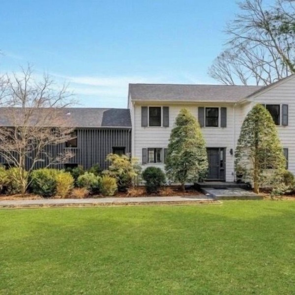 Greenwich Lakefront Estate - Private Dock, Designer Kitchen & Panoramic Views
