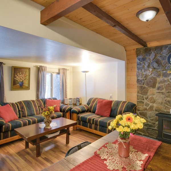 Grill, Fire Pits & Trails: Butte Meadows Duplex!