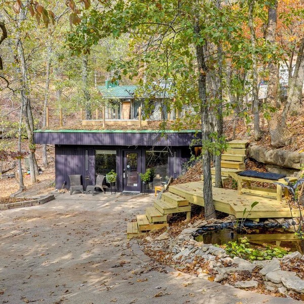 Grill & Rooftop Deck: Cozy Hideaway in Garfield