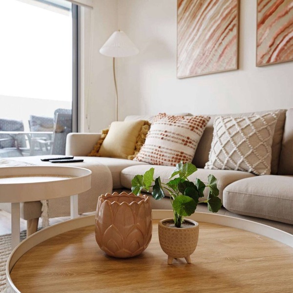 Ground Level 1-Bed: Courtyard & Alfresco Dining