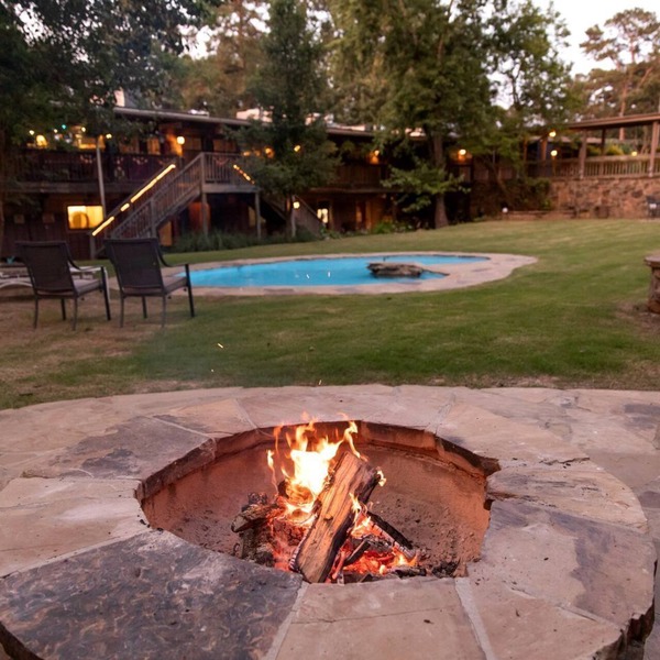 Group Cottage with Jacuzzi and Pool Incredible for Lake Water Sports in Mount Ida, Arkansas