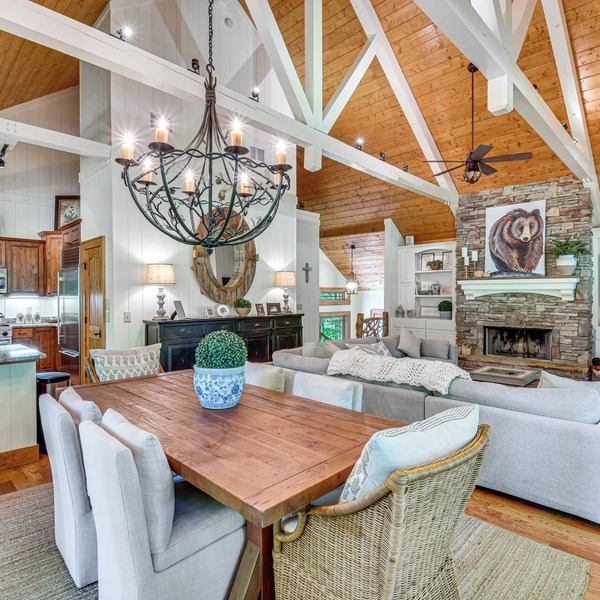 Group-Friendly Golf Getaway! 5 Mi to Cashiers
