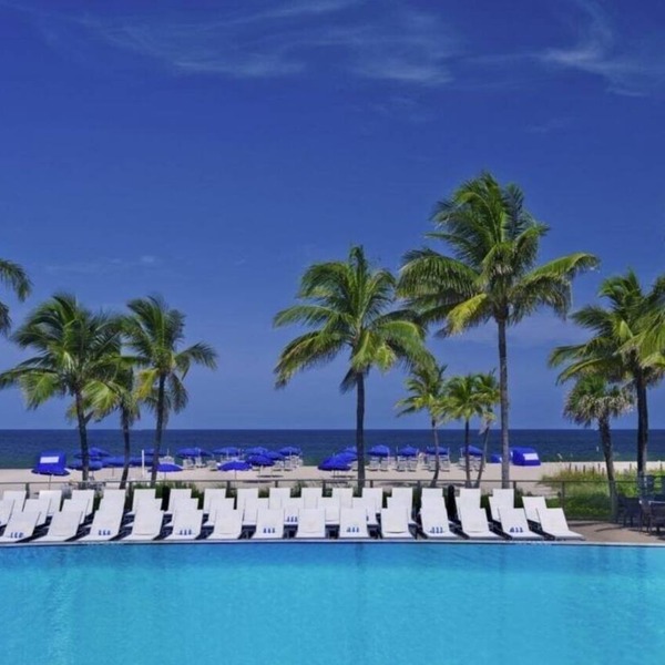 Group Friendly Retreat | 3 Modern Units | Outdoor Pool | Near South Beach Park