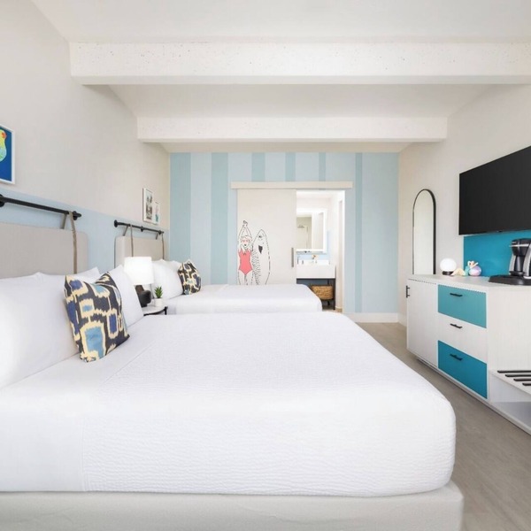 Group Getaway in 3 Ocean-View Rooms | Blue Flamingo Resort Key West with Pools