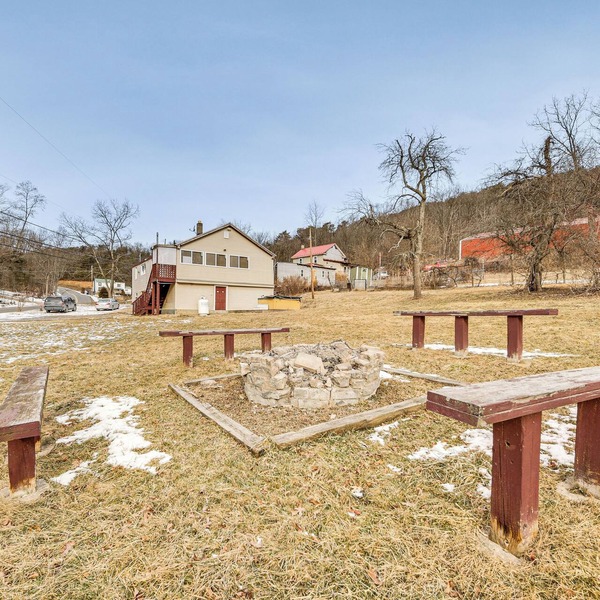 Group Getaway w/Fire Pit: Near Susquehanna River!