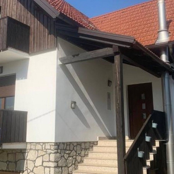 Guesthouse Family Bosnic - Double Room with Balcony - 3