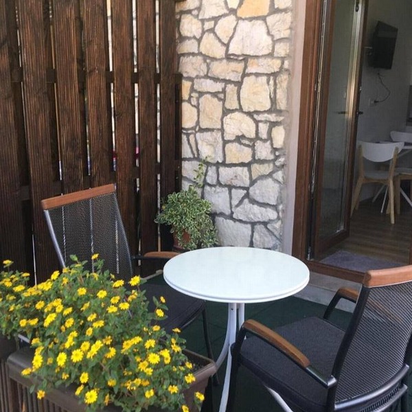 Guesthouse Family Bosnic - Suite Room with Balcony and kitchenette