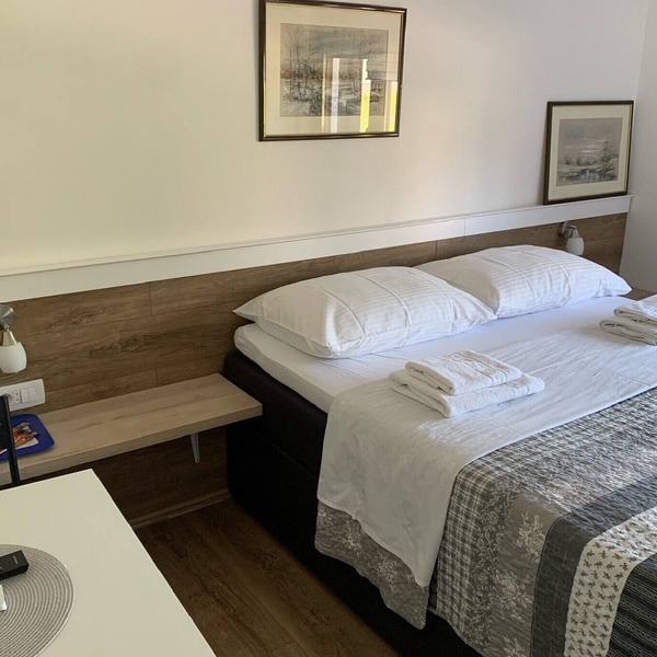Guesthouse Family Bosnic - Double Room with Balcony - 3 - 3
