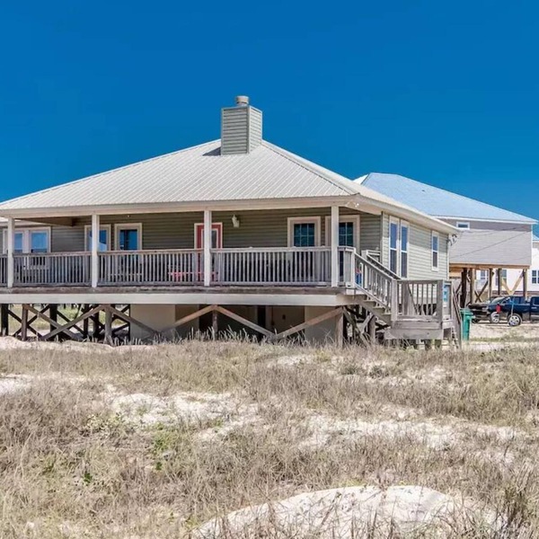 Gulf Front! 2 Master Suites- Steps Away from the Beach!