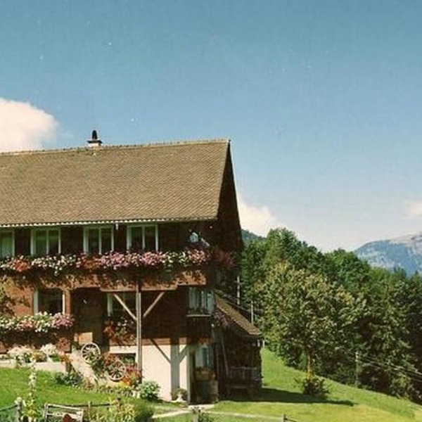 Guntern in Lauerz by Interhome